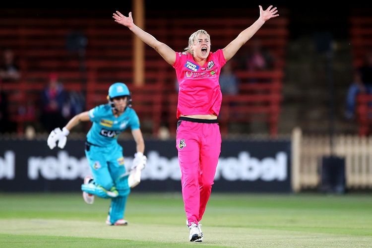 Ellyse Perry Sydney Sixers WBBL