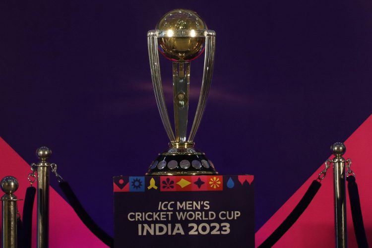 Kolkata, India. 06th July, 2023. general view of the World Cup Cricket trophy during the ICC Men's Cricket World Cup Trophy Tour at a school. on July 6, 2023 in Kolkata, India. (Credit Image: © Dipa Chakraborty/eyepix via ZUMA Press Wire) EDITORIAL USAGE